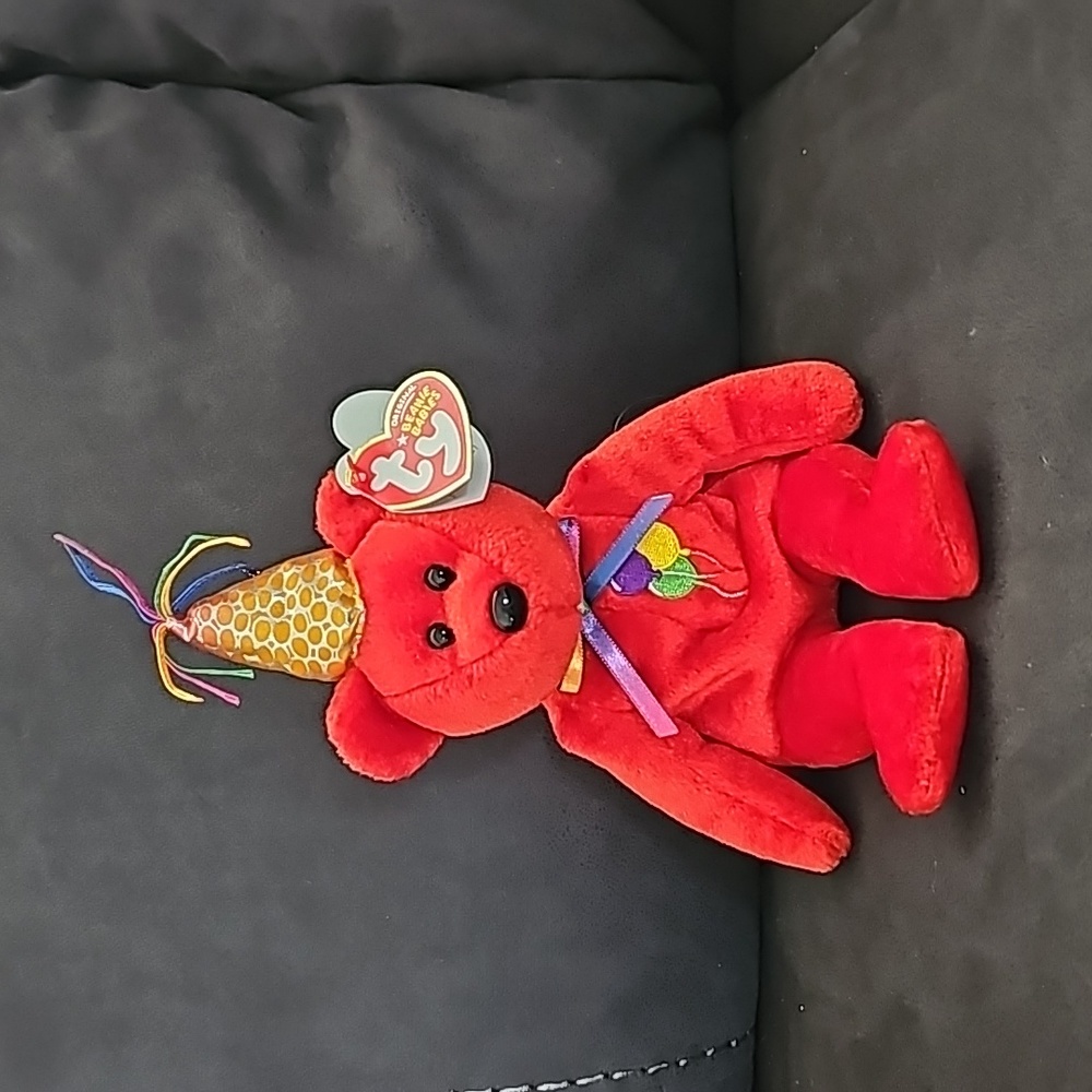 Happy Birthday, red Beanie Baby